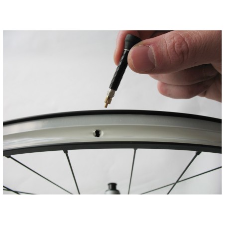 VAR LOT 2 VALVES ALU TUBELESS 35MM