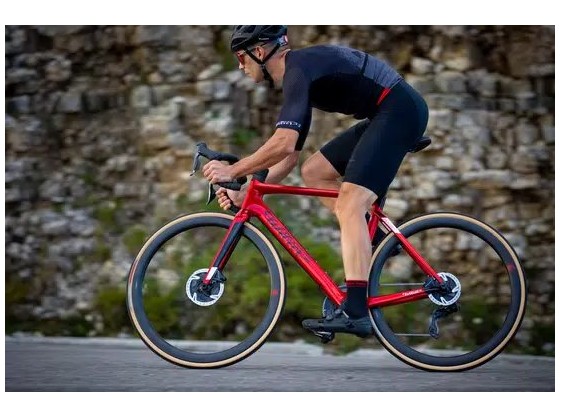 WILIER FILANTE SLR ULT. DI2 RED VELVET 2025